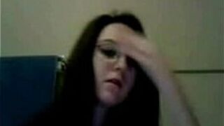 Glasses is still sexy in cyber porn video